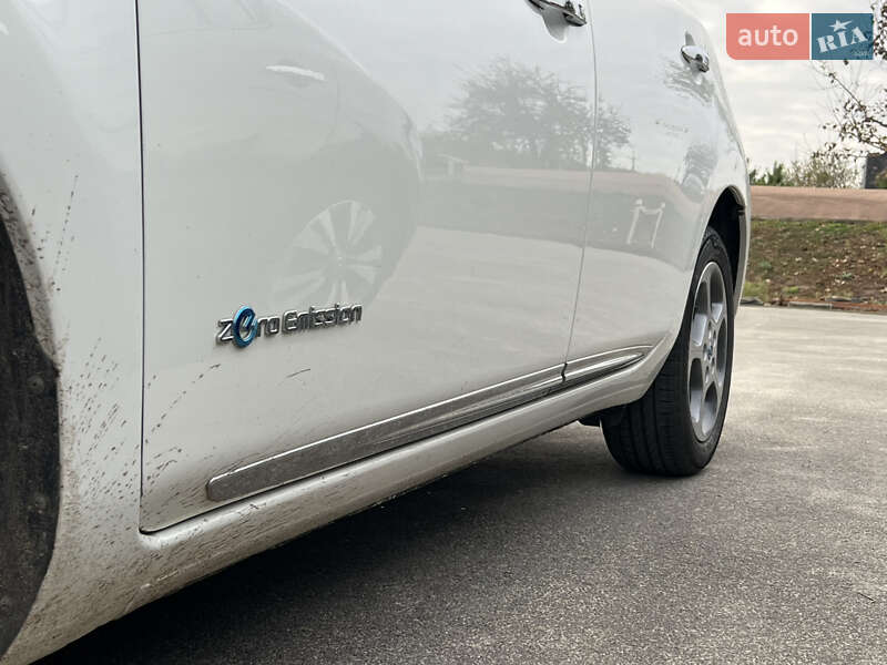 Хэтчбек Nissan Leaf 2014 в Харькове