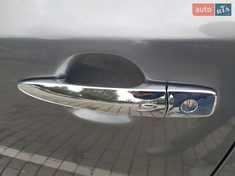 Хэтчбек Nissan Leaf 2015 в Луцке фото 9 Хэтчбек Nissan Leaf 2015 в Луцке