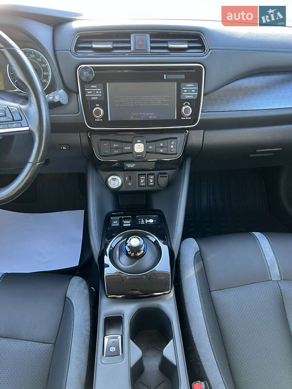 Хетчбек Nissan Leaf 2018 в Луцьку