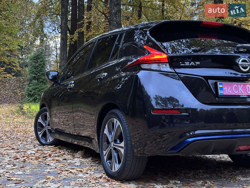 Хэтчбек Nissan Leaf 2018 в Дрогобыче