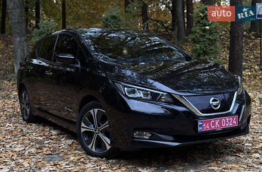 Хэтчбек Nissan Leaf 2018 в Трускавце