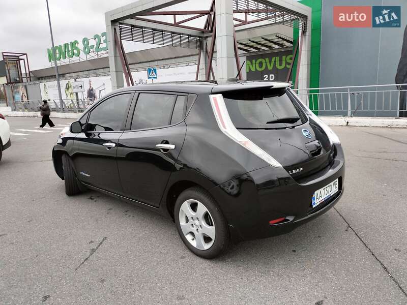 Хетчбек Nissan Leaf 2016 в Києві фото 10 Хетчбек Nissan Leaf 2016 в Києві