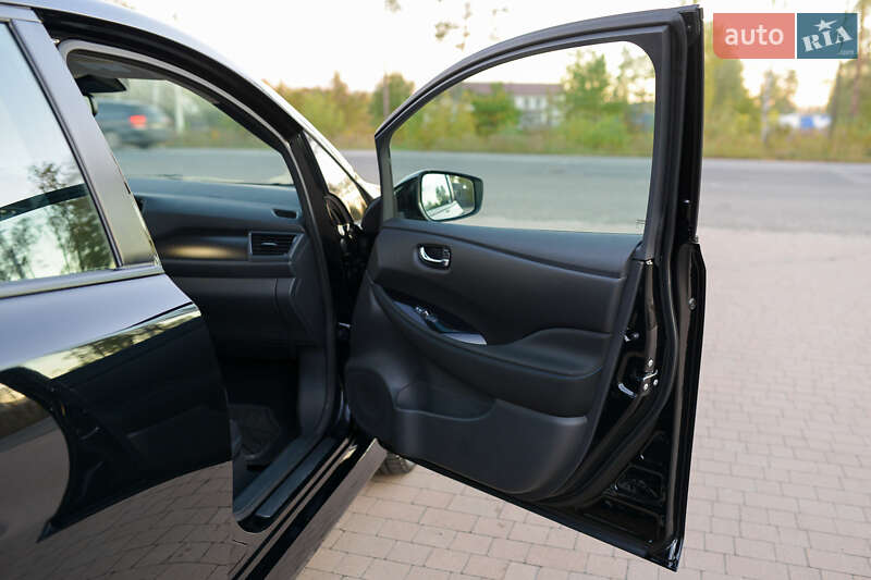 Хэтчбек Nissan Leaf 2023 в Турийске фото 46 Хэтчбек Nissan Leaf 2023 в Турийске