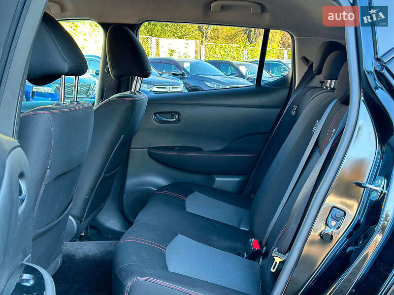 Хетчбек Nissan Leaf 2018 в Вінниці