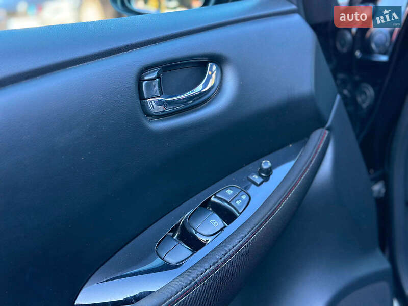 Хетчбек Nissan Leaf 2018 в Вінниці
