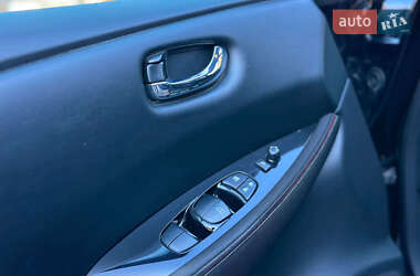 Хэтчбек Nissan Leaf 2018 в 