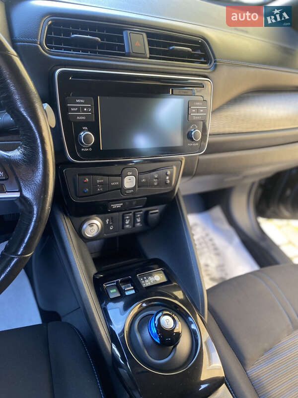 Хетчбек Nissan Leaf 2018 в Дрогобичі