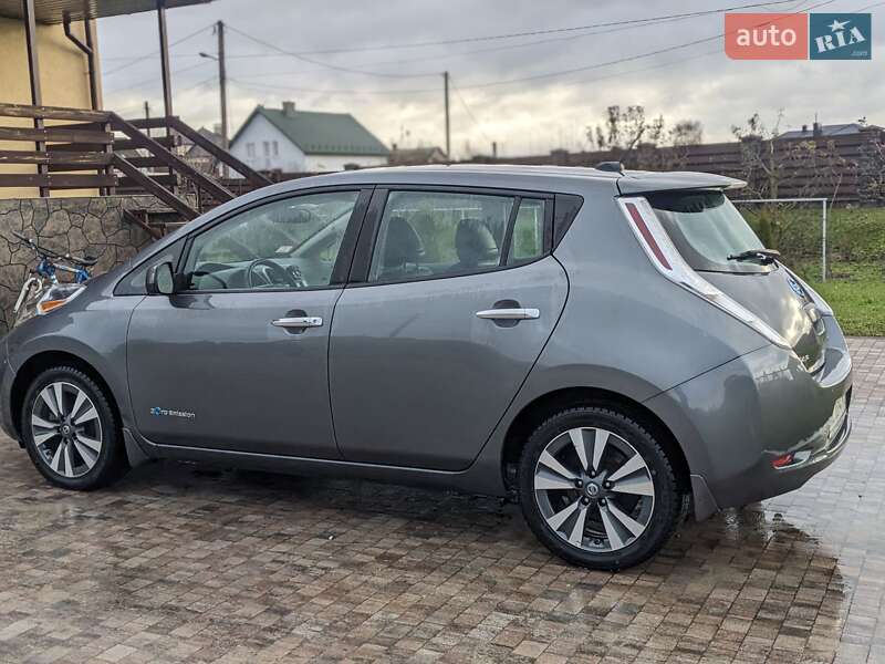 Хетчбек Nissan Leaf 2017 в Ратному фото 5 Хетчбек Nissan Leaf 2017 в Ратному