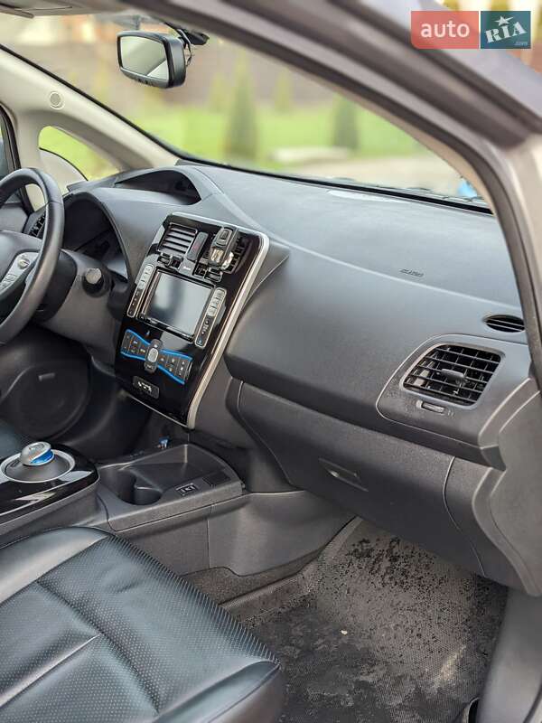 Хетчбек Nissan Leaf 2017 в Ратному фото 30 Хетчбек Nissan Leaf 2017 в Ратному