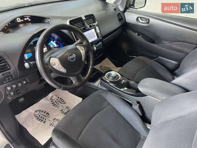 Хэтчбек Nissan Leaf 2013 в Стрые фото 2 Хэтчбек Nissan Leaf 2013 в Стрые