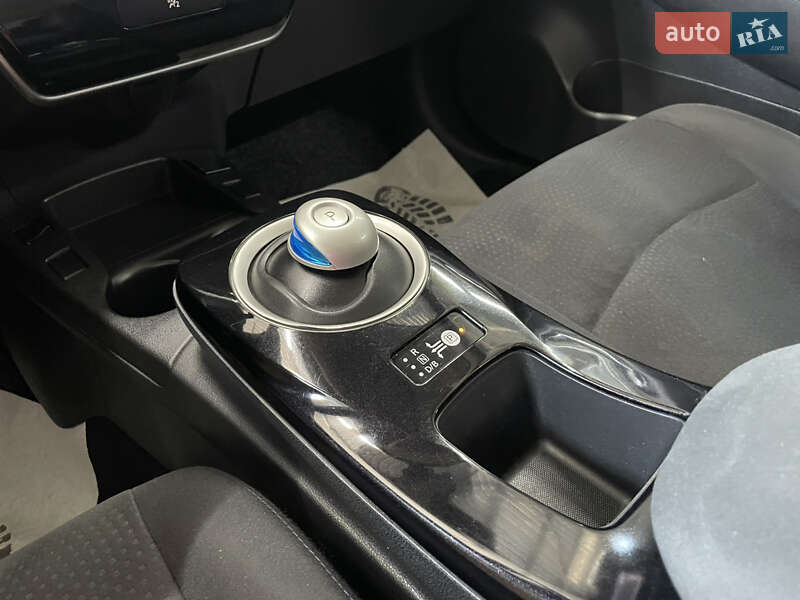 Хэтчбек Nissan Leaf 2013 в Стрые фото 34 Хэтчбек Nissan Leaf 2013 в Стрые