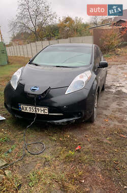 Хетчбек Nissan Leaf 2015 в Харкові