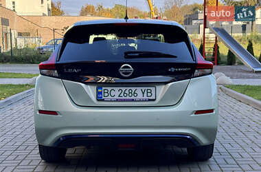 Хэтчбек Nissan Leaf 2018 в 