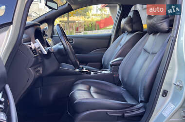 Хэтчбек Nissan Leaf 2018 в 