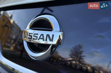 Хэтчбек Nissan Leaf 2018 в 