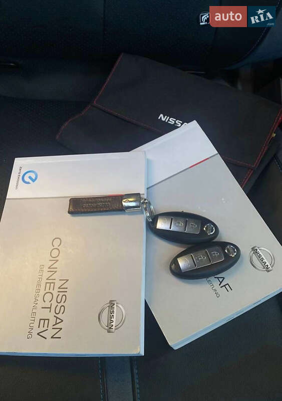Хетчбек Nissan Leaf 2018 в Львові фото 27 Хетчбек Nissan Leaf 2018 в Львові