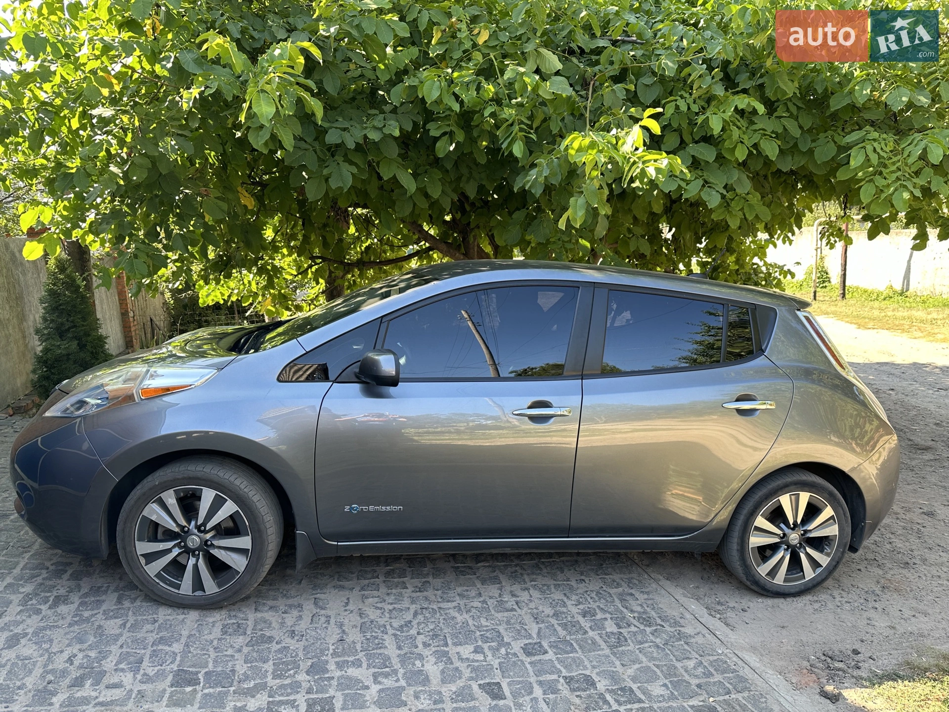 2014 Nissan Leaf - мініатюра 2