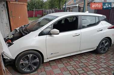 Хэтчбек Nissan Leaf 2018 в Шепетовке