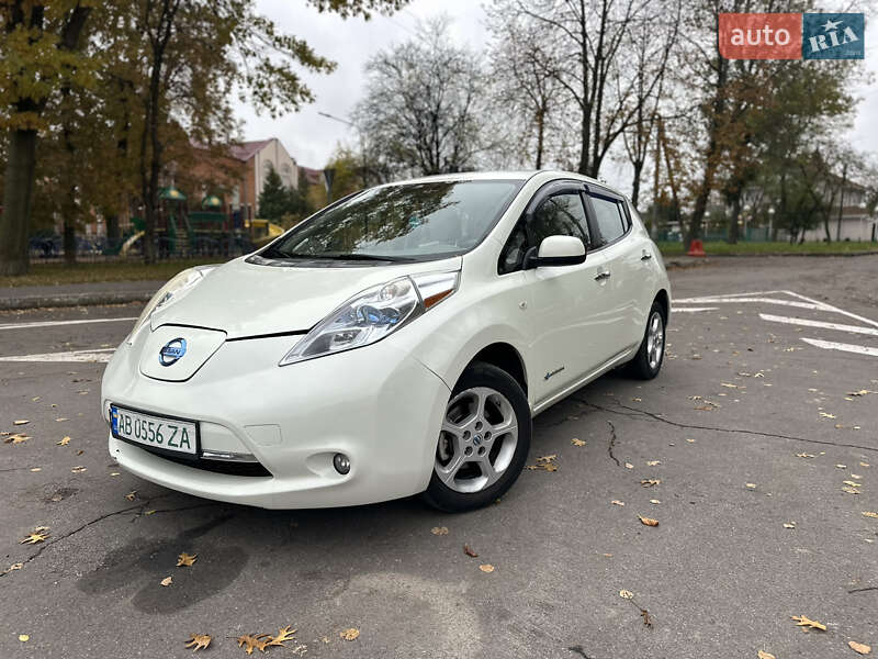 Хетчбек Nissan Leaf 2012 в Вінниці
