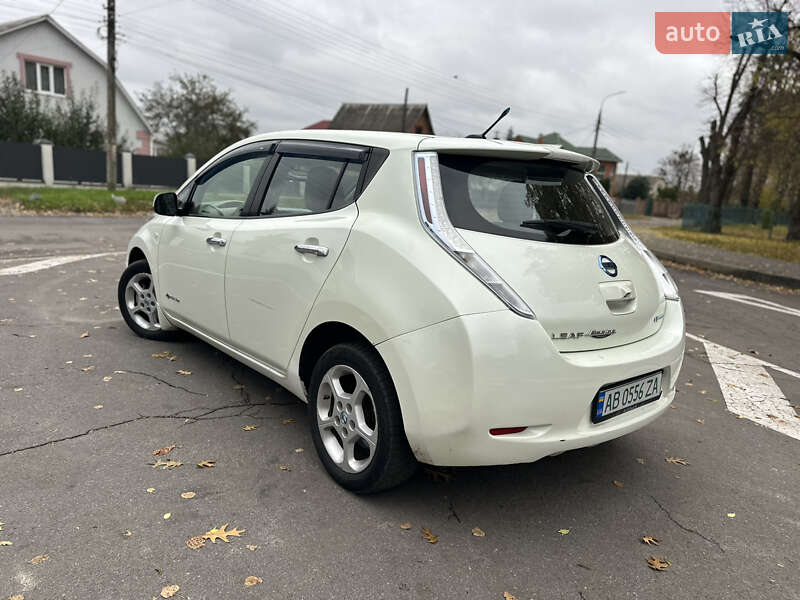 Хетчбек Nissan Leaf 2012 в Вінниці