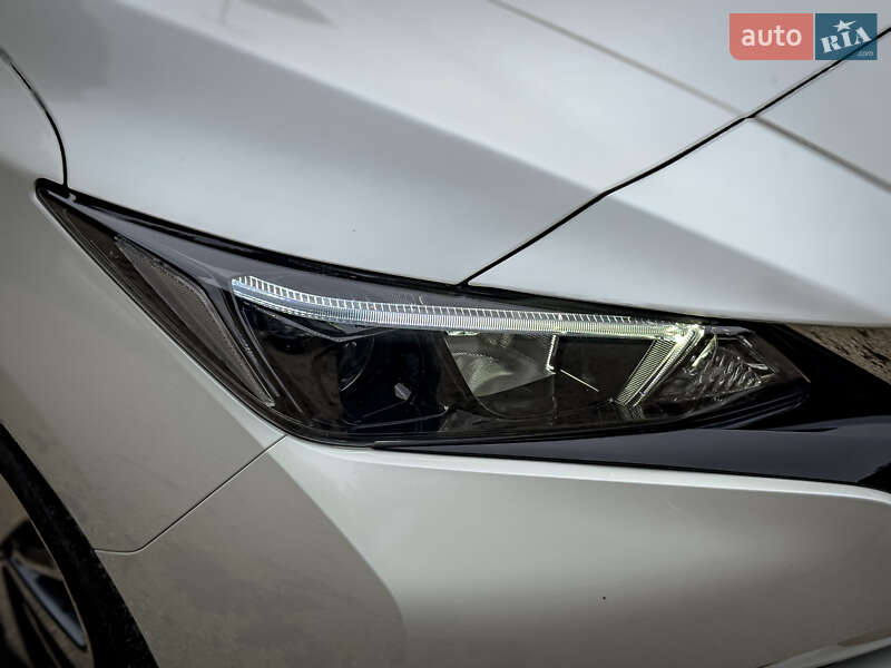 Хетчбек Nissan Leaf 2021 в Бродах