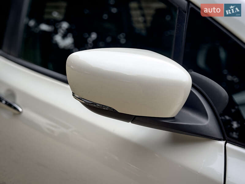 Хетчбек Nissan Leaf 2021 в Бродах