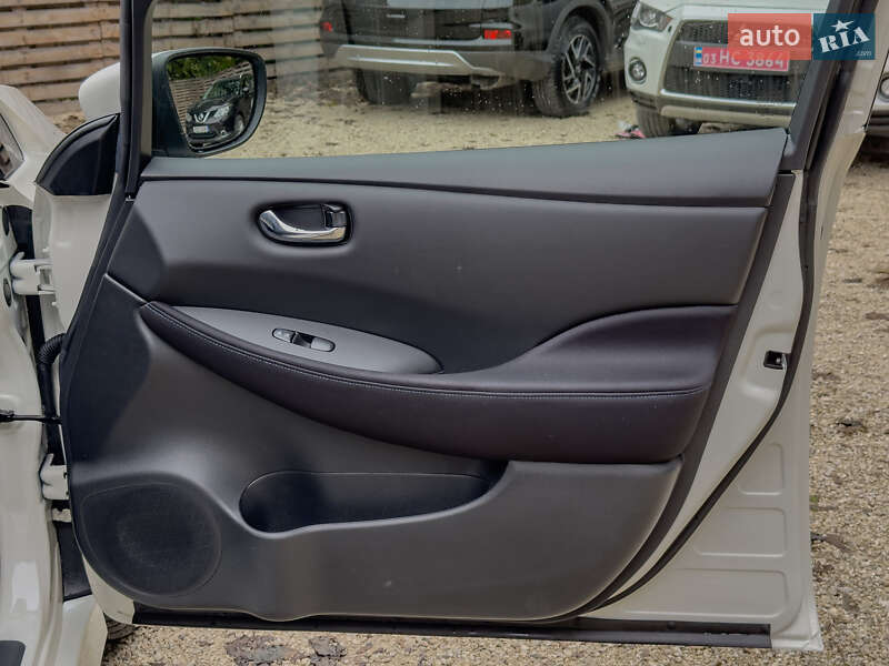 Хетчбек Nissan Leaf 2021 в Бродах