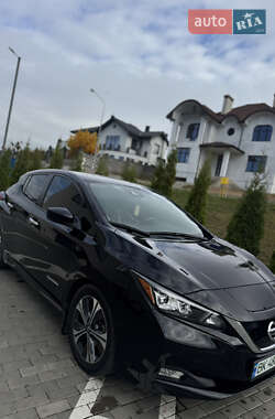 Хэтчбек Nissan Leaf 2018 в Ровно