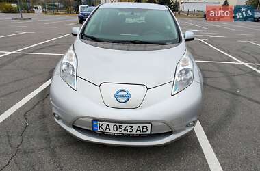 Хэтчбек Nissan Leaf 2016 в 