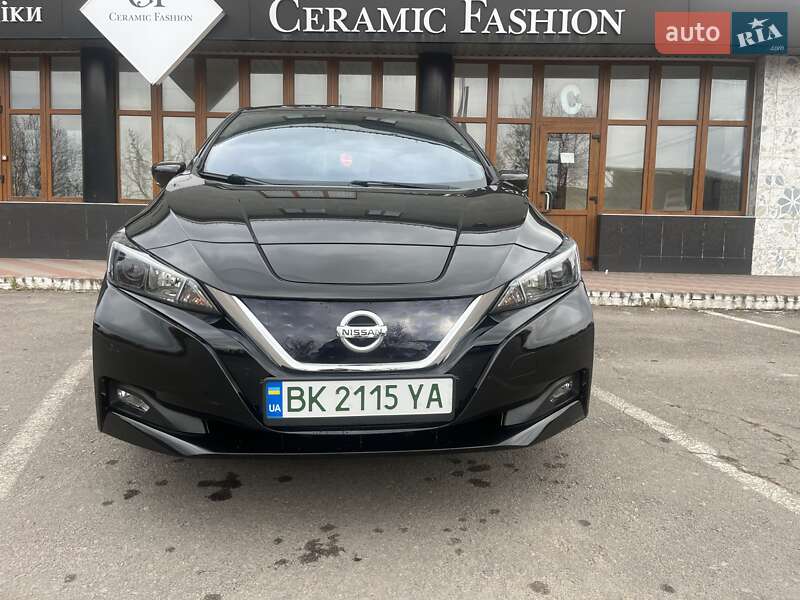 Хэтчбек Nissan Leaf 2018 в Ровно фото 5 Хэтчбек Nissan Leaf 2018 в Ровно