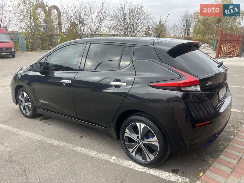 Хэтчбек Nissan Leaf 2018 в Ровно фото 15 Хэтчбек Nissan Leaf 2018 в Ровно