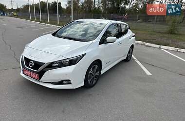 Хэтчбек Nissan Leaf 2019 в Днепре