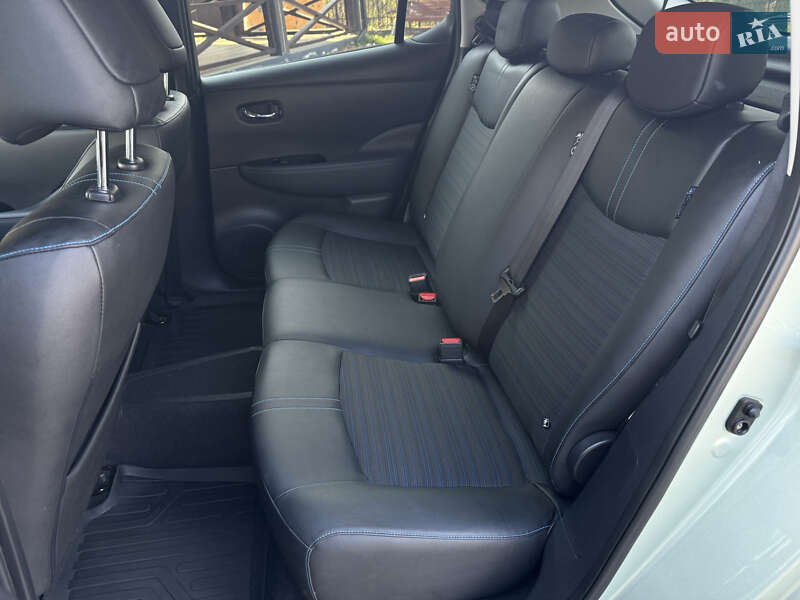 Хэтчбек Nissan Leaf 2019 в Ровно