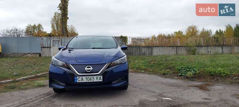 Хэтчбек Nissan Leaf 2019 в Черкассах