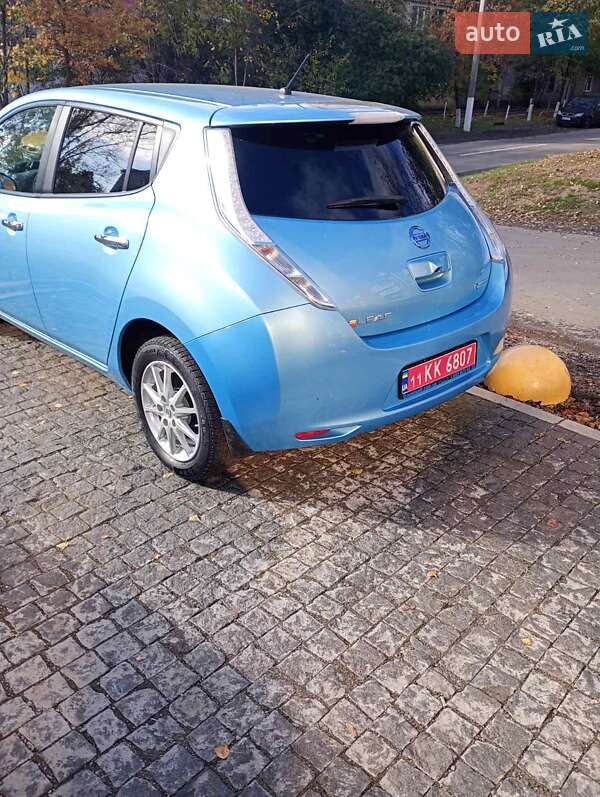 Хэтчбек Nissan Leaf 2014 в Харькове