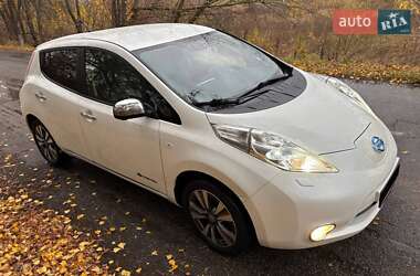 Хэтчбек Nissan Leaf 2013 в Днепре