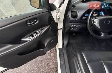 Хэтчбек Nissan Leaf 2013 в Днепре