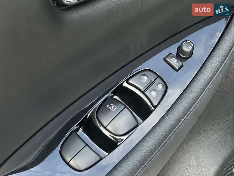 Хэтчбек Nissan Leaf 2019 в Луцке