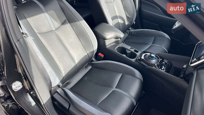 Хэтчбек Nissan Leaf 2019 в Луцке