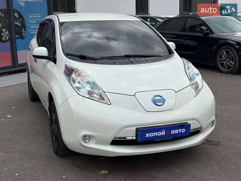 Хэтчбек Nissan Leaf 2012 в Виннице фото 3 Хэтчбек Nissan Leaf 2012 в Виннице