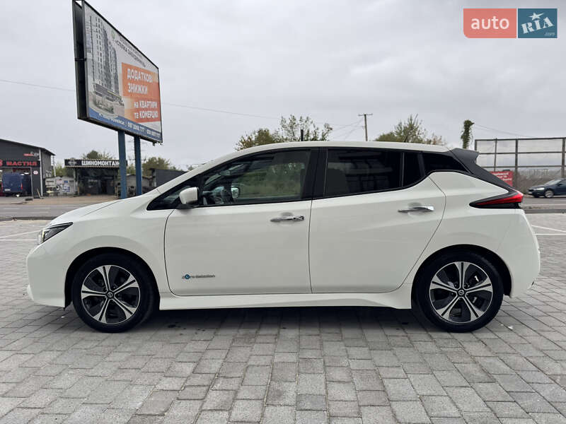 Хетчбек Nissan Leaf 2019 в Івано-Франківську
