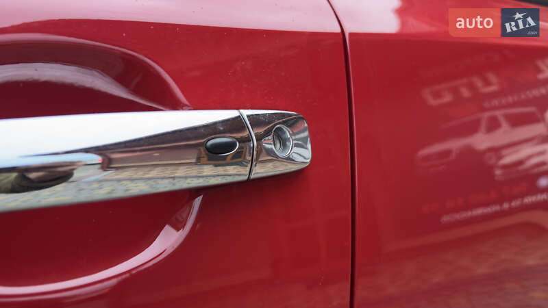 Хэтчбек Nissan Leaf 2023 в Сваляве