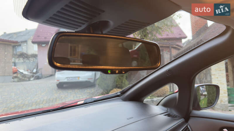 Хэтчбек Nissan Leaf 2023 в Сваляве