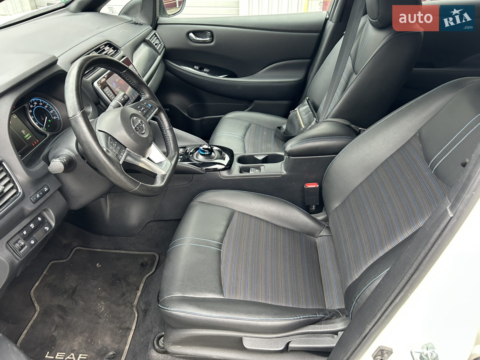 2020 Nissan Leaf - мініатюра 12