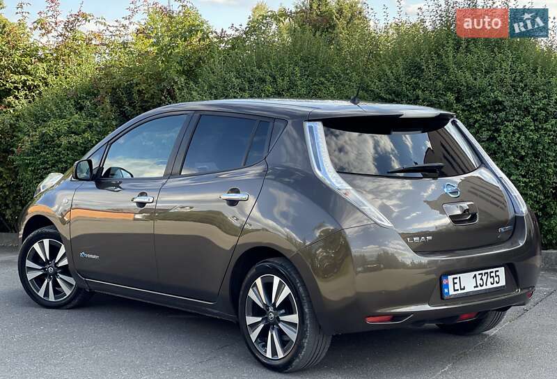 Хэтчбек Nissan Leaf 2016 в Тернополе