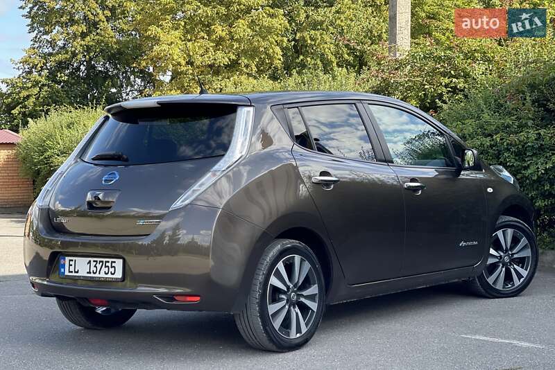 Хэтчбек Nissan Leaf 2016 в Тернополе