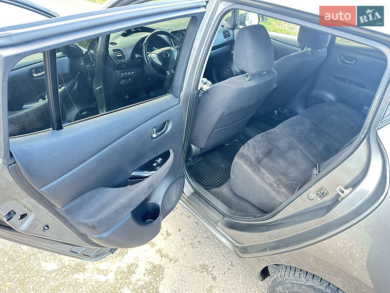 Хэтчбек Nissan Leaf 2016 в Черновцах фото 10 Хэтчбек Nissan Leaf 2016 в Черновцах