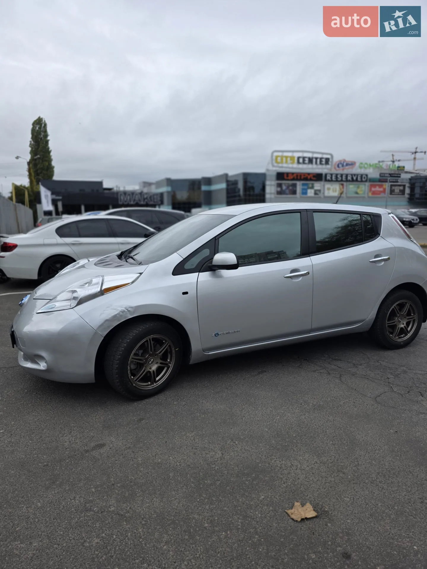 2015 Nissan Leaf - мініатюра 12