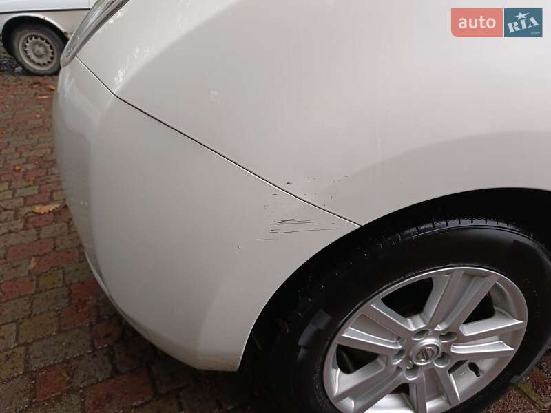 Хетчбек Nissan Leaf 2014 в Чернівцях фото 24 Хетчбек Nissan Leaf 2014 в Чернівцях