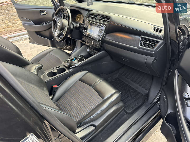 Хетчбек Nissan Leaf 2019 в Тернополі